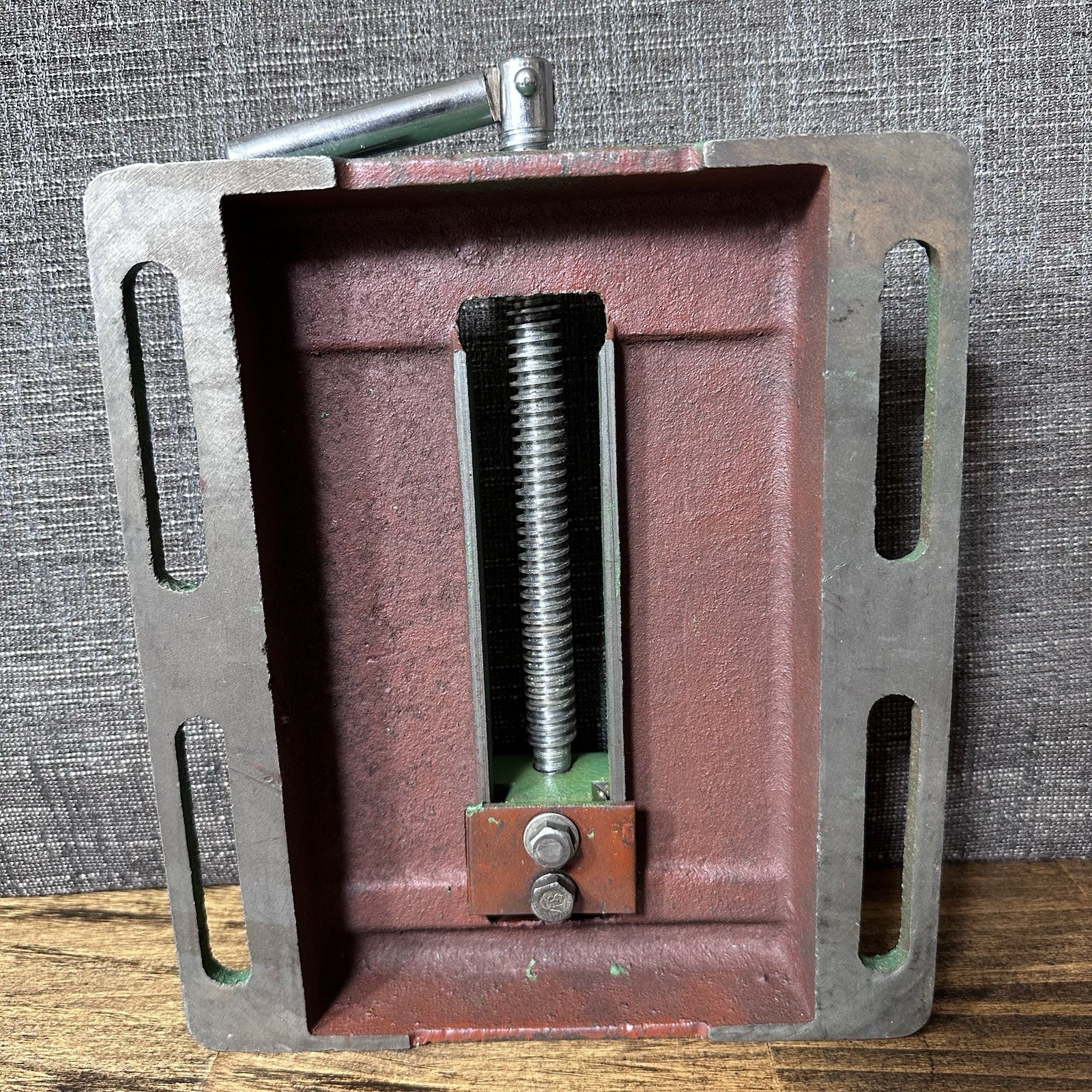 Rare Vintage Green 6” Drill Press Bench Vice Pittsbirgh New Old Stock