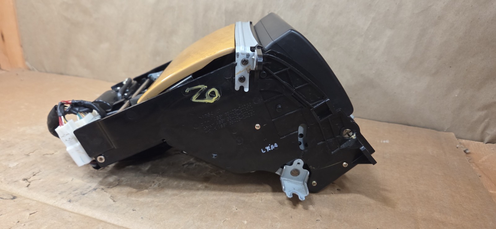 2002-2004 LEXUS SC430 DASH NAVIGATION INFO RADIO DISPLAY SCREEN OEM