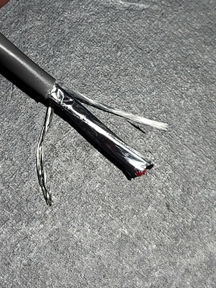 ComTran 32806 18/3C Shielded Twisted Sound/Security Cable Riser Gray /100ft