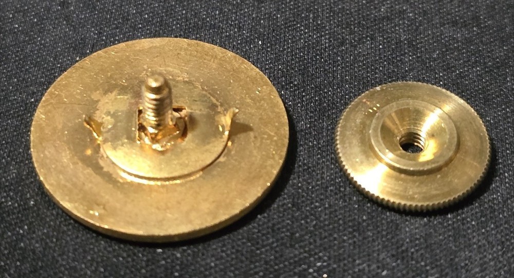 1926-37 Type 2 Gilt Artillery Headquarters Collar Disk - SB