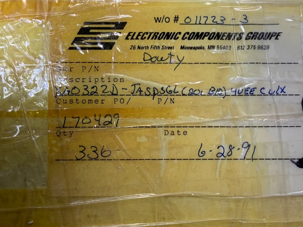 QTY-5 Push E-Switch Button Switch Toneluck 4PDT Latching XA0322D