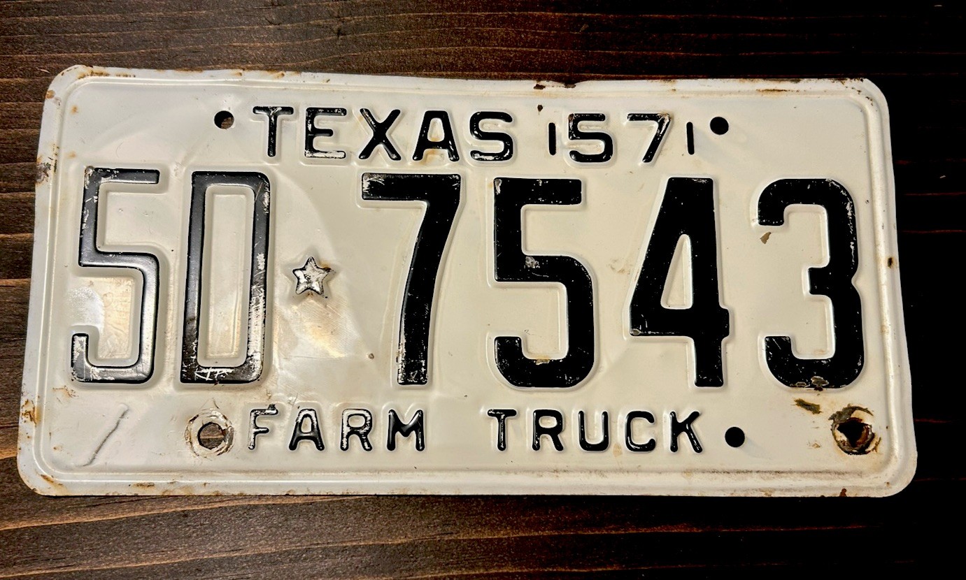 1957 Vintage Antique Texas  Farm Truck License Plate. Unrestored 5D*7543