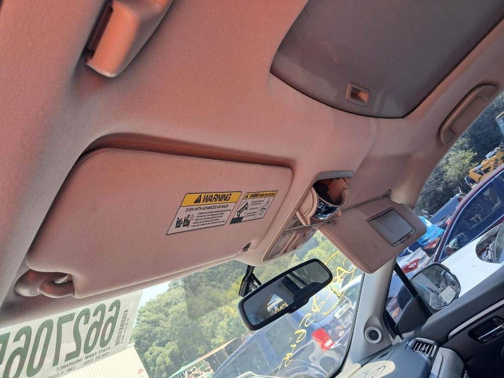 PILOT 2016 Glove Box 4792196