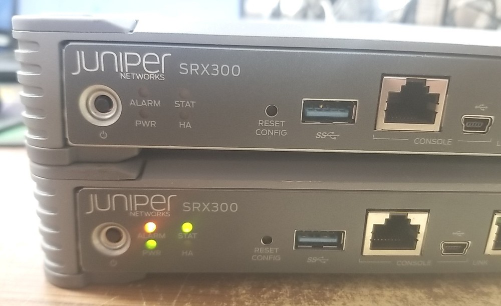 (X2) Juniper Networks SRX300 Services Gateway