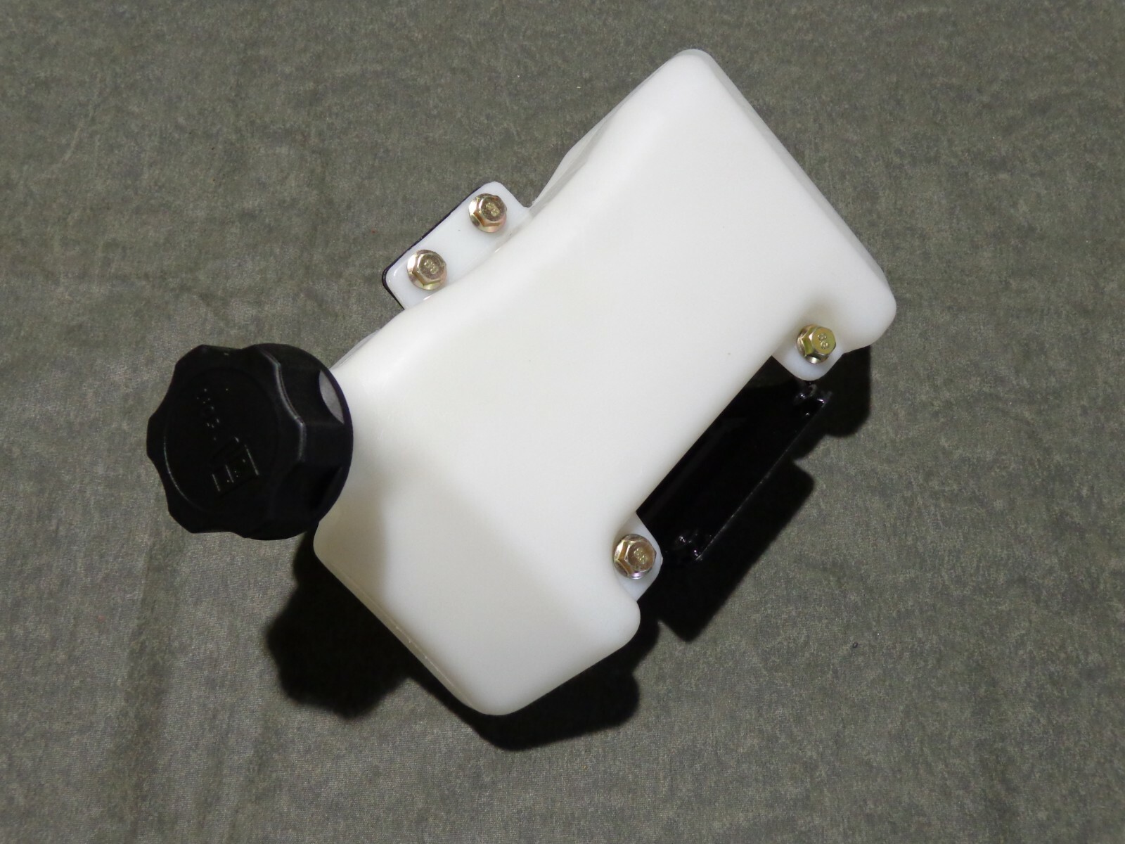 EARTHQUAKE MINI CULTIVATOR 300437 GAS TANK W/ CAP MC43 GENUINE OEM MC43E