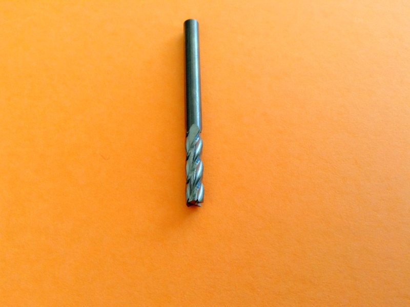 SOLID CARBIDE END MILL 1/8" DIAMETER 1/2" LOC 4 FLUTE RHS RHC 30 DEG HELIX USA