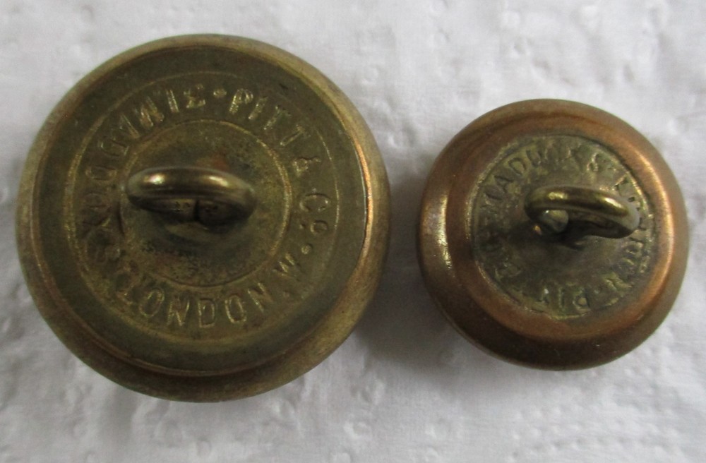 2x British Army:"KING'S OWN YORKSHIRE LIGHT INFANTRY BUTTONS" (KOYLI, WW1-WW2)