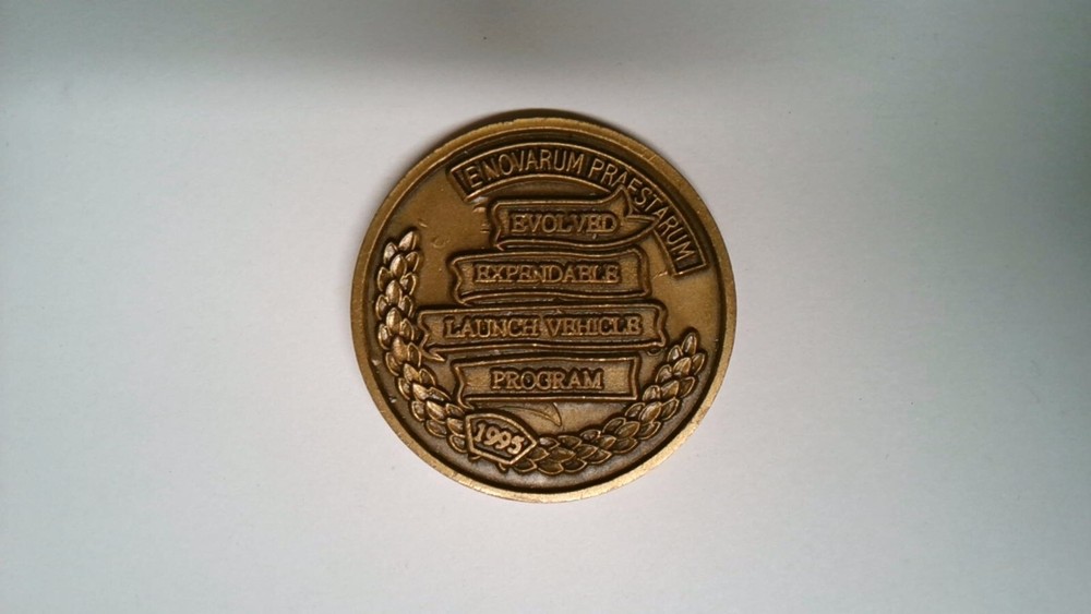 CHALLENGE COIN OLDER RARE ORIGINAL EVOLVED EXPENDABLE LAUNCH VEHICLE PROGRAM