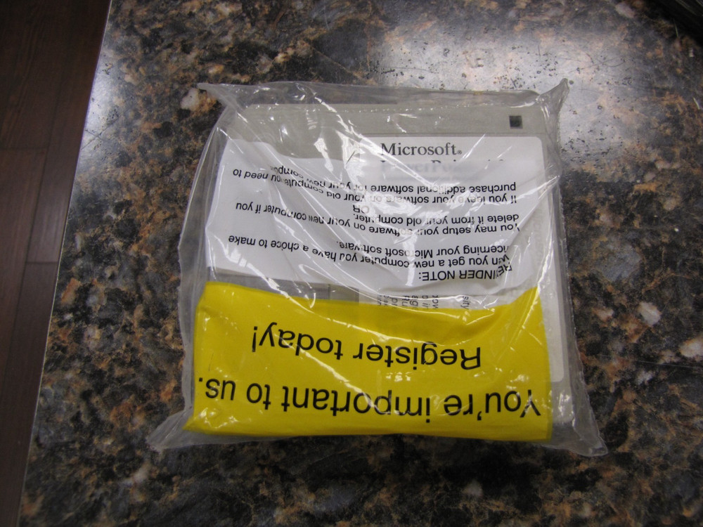 Microsoft PowerPoint Version 4.0 Software 3.5" Disks - New Sealed - MB19