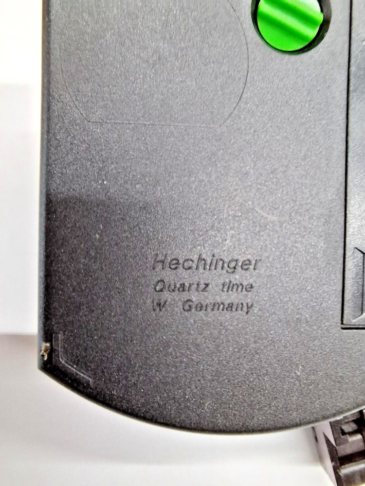 Hechinger Quartz pendulum clock movement