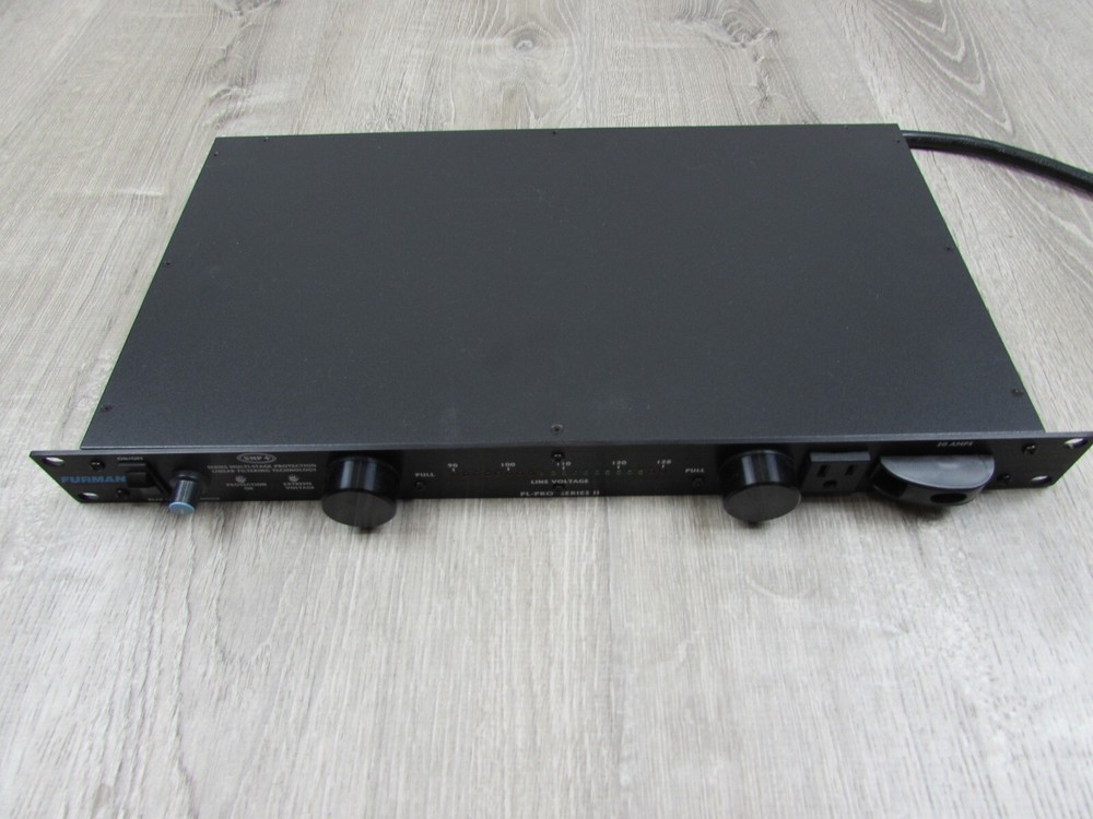 Furman PL-PRO-II Power Conditioner With Volt Meter