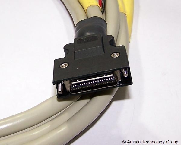 OMRON R88A-CPU002M2-FIN Cable (2 Meters)