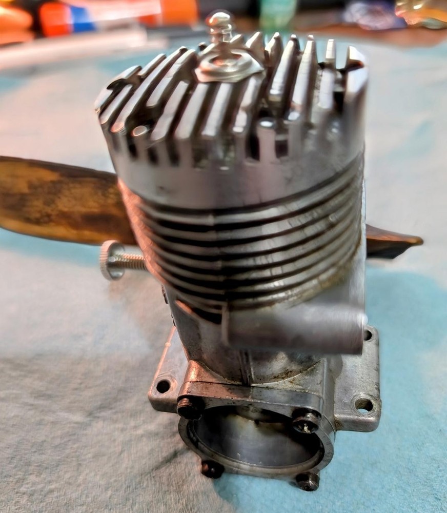 O S MAX-S 35 CONTROL LINE ENGINE, VG CONDITION