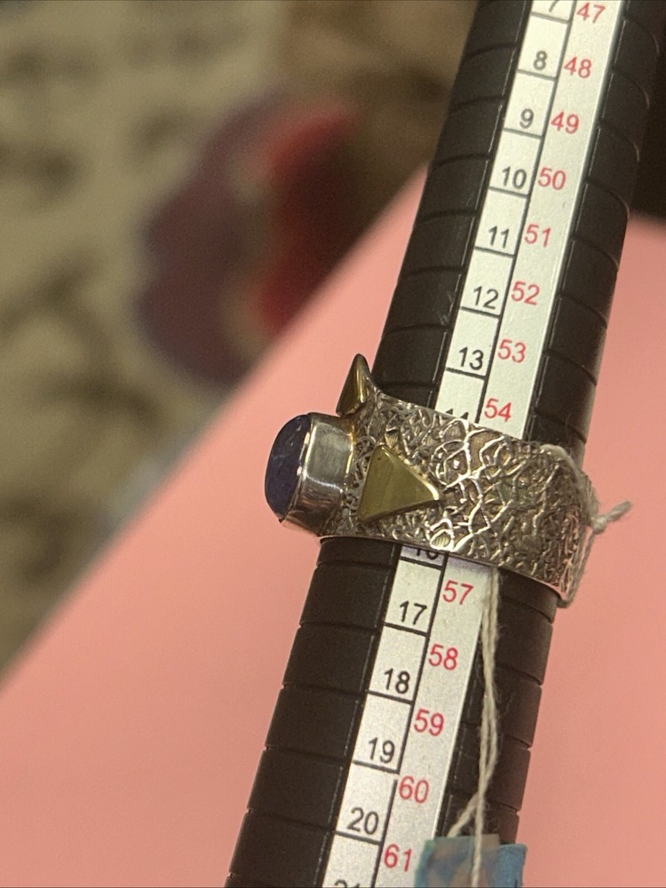 925 Sterling Silver Two toned Tanzanite Ring Size 7.5