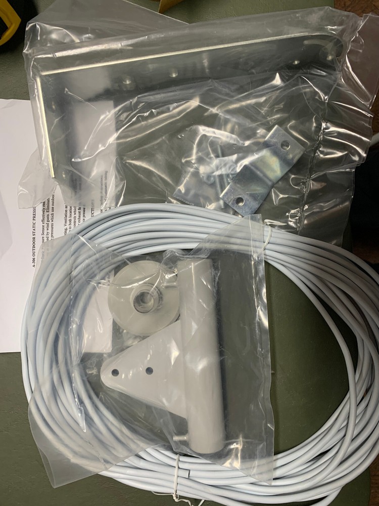 NEW Dwyer A-306 Outdoor Static Pressure Sensor Kit
