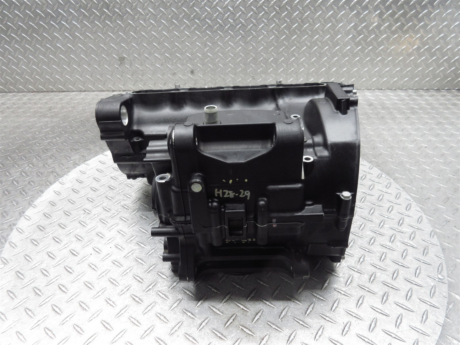 2023 20-23 Kawasaki ZR900 Z900 Crankcase Crank Case Engine Motor Block OEM