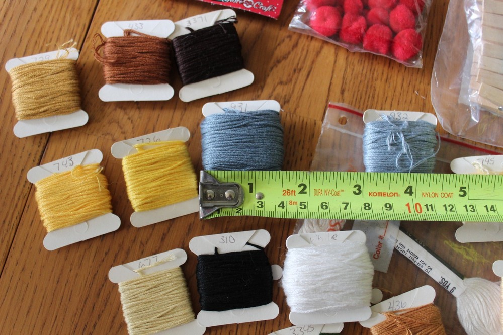 Odd Lot Cross Stitch Thread Crafting Eyes Mini Clothes pins EUC