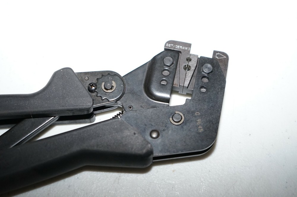 ^ AMP 503125-1 Lightcrimp XTC Termination Kit #A20
