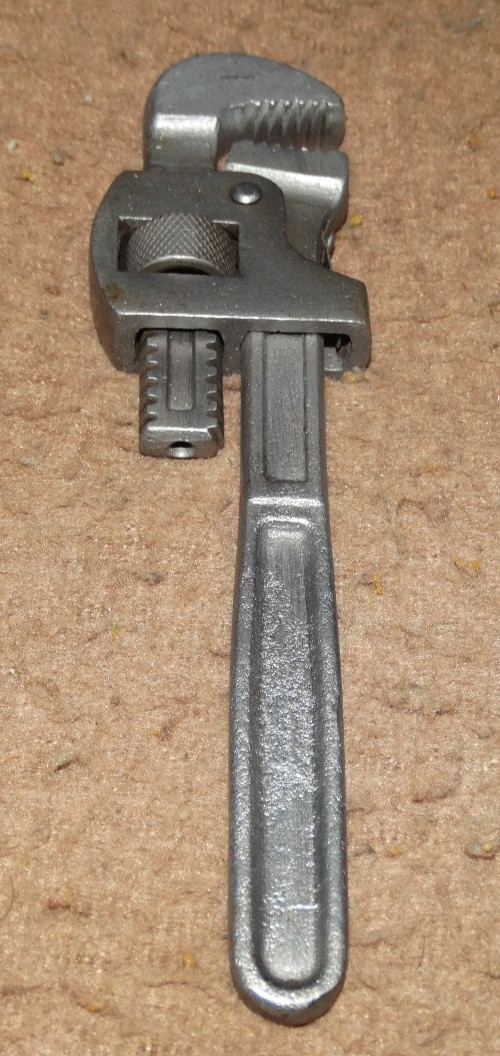 Antique 1890's TRIMONT MANUFACTURING CO. 7" Adjustable Pipe fitting wrench VGC