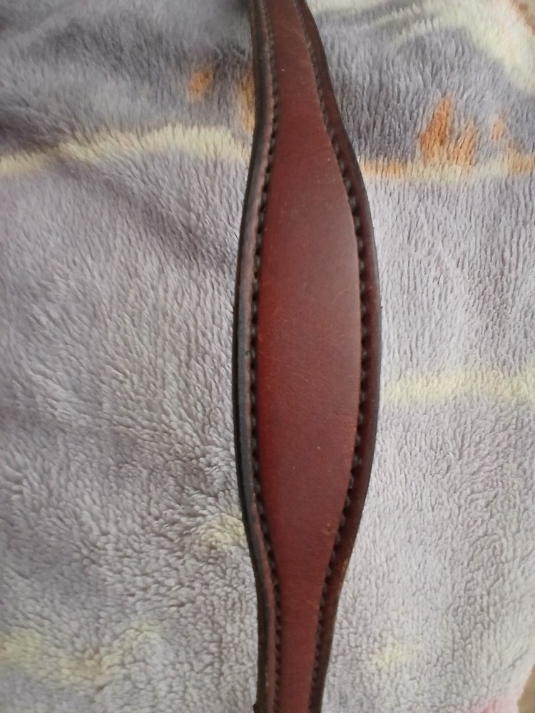 Walnut colored browband with 2 one inch silver overlaid loopback conchos