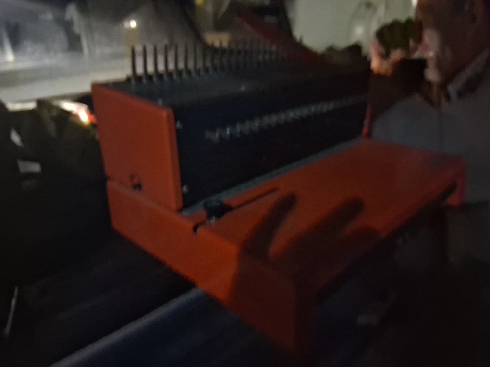Ibico Ibimatic Plastic Comb Binding System Works! (604)