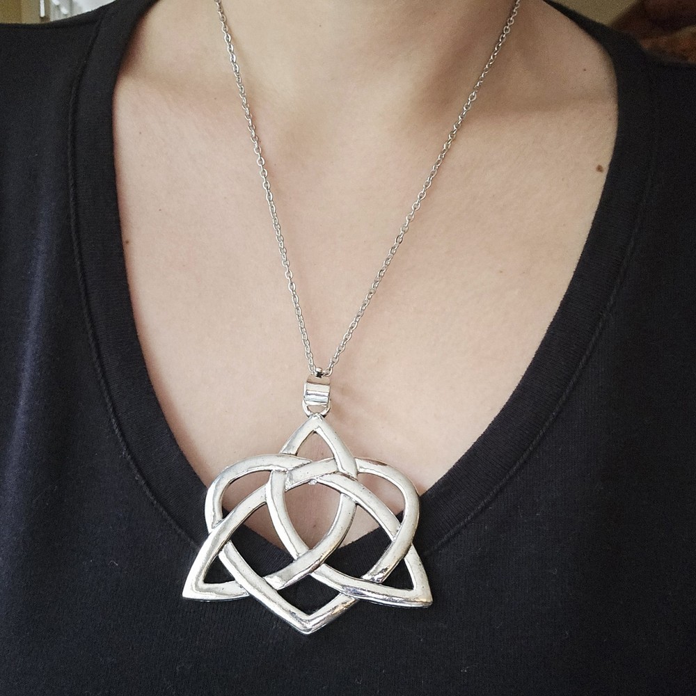 New Oversized Silver Celtic Knot Necklace