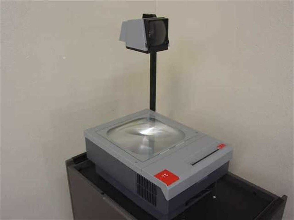 3M 905D Transparency Projector in Egan Visual S2PM Mobile Presentation Cabinet