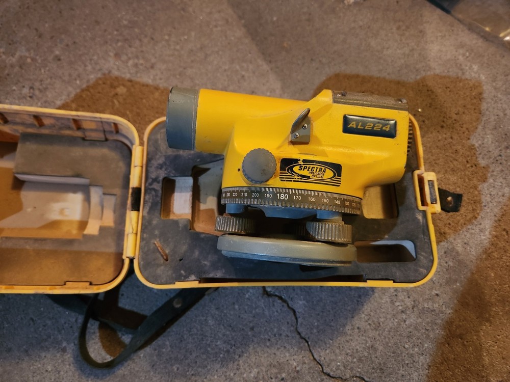 Spectra Precision Optical AL224