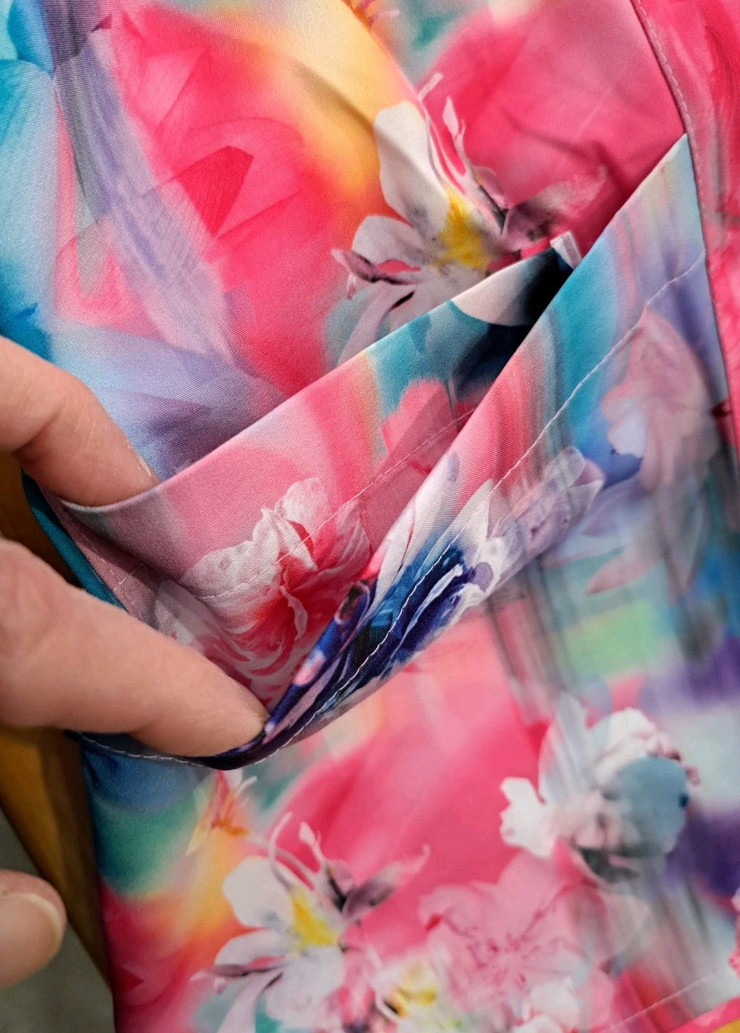 Barco One Women's 3XL Multicolor Floral Nurse Medical Scrub Top NWT