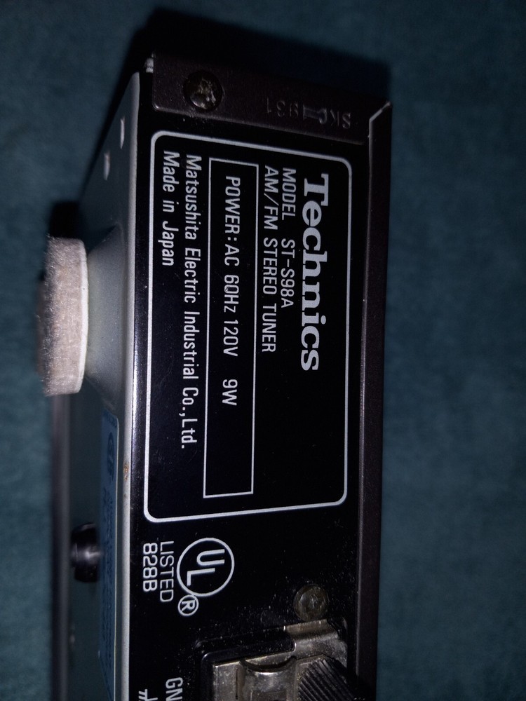 Technics ST-S98A FM/AM Tuner working