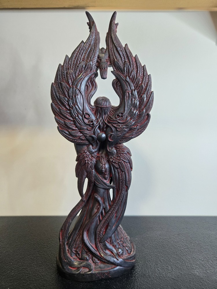 Morrigan Celtic Warrior Goddess. Sacred Source Statue. New Condition.