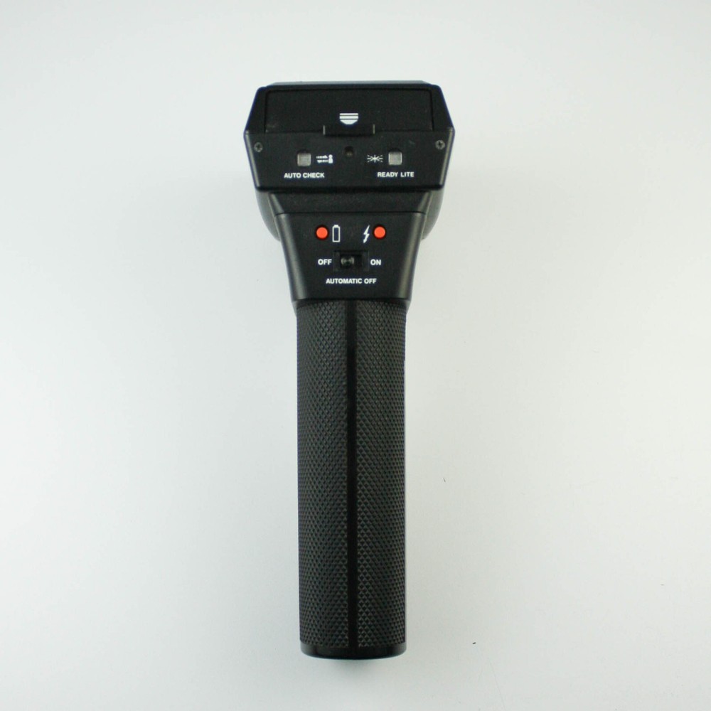 "Popular" Flash Unit - With Bracket - Made in Japan - Tested