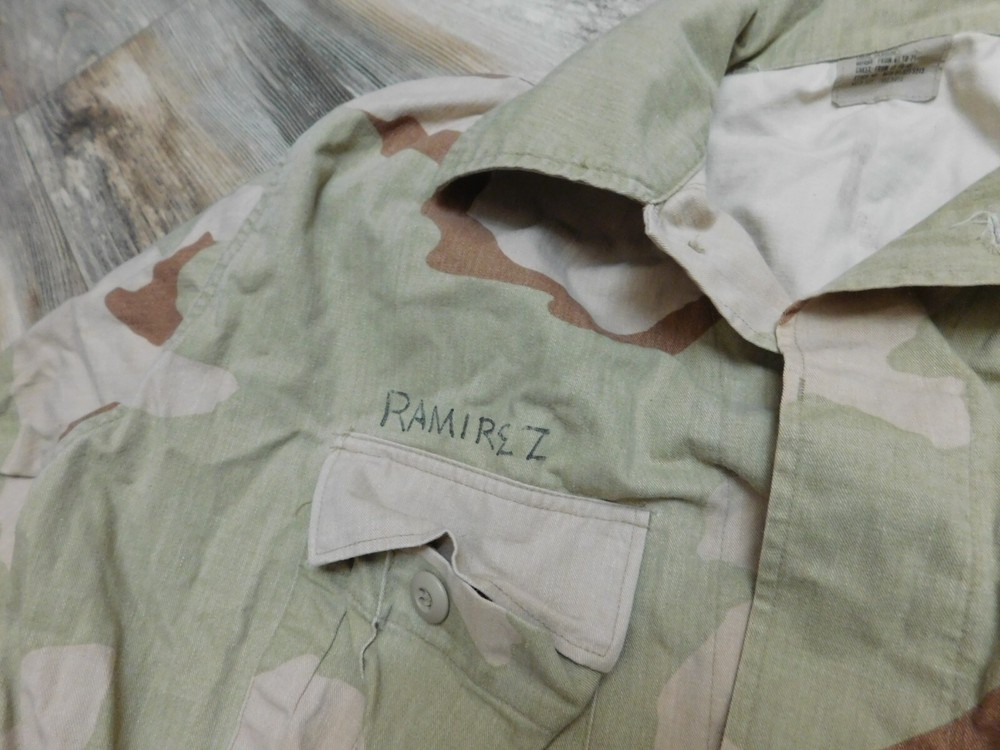 US NAVY SEABEES DCU COAT TOP SIZE LARGE - REGULAR