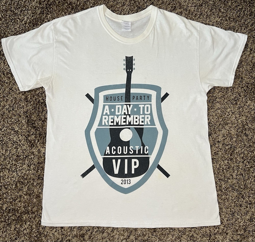 A Day To Remember Acoustic Concert House Party Tour 2013 Band Shirt LG 22” X 29”