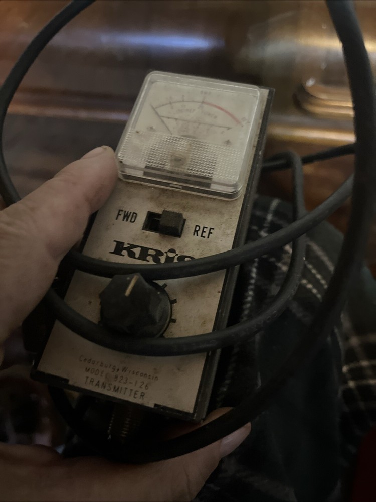 Vintage Made in Japan. KRIS Transmitter Model 823-126 Not Tested 48 Inch Cord