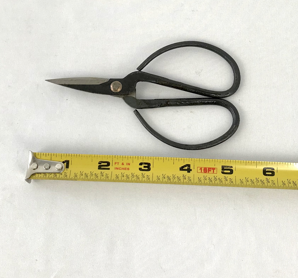 Small Rustic Pocket Scissors -Reenactment, Patch Cutter