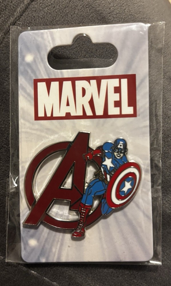 Marvel Captain America Pinbacks