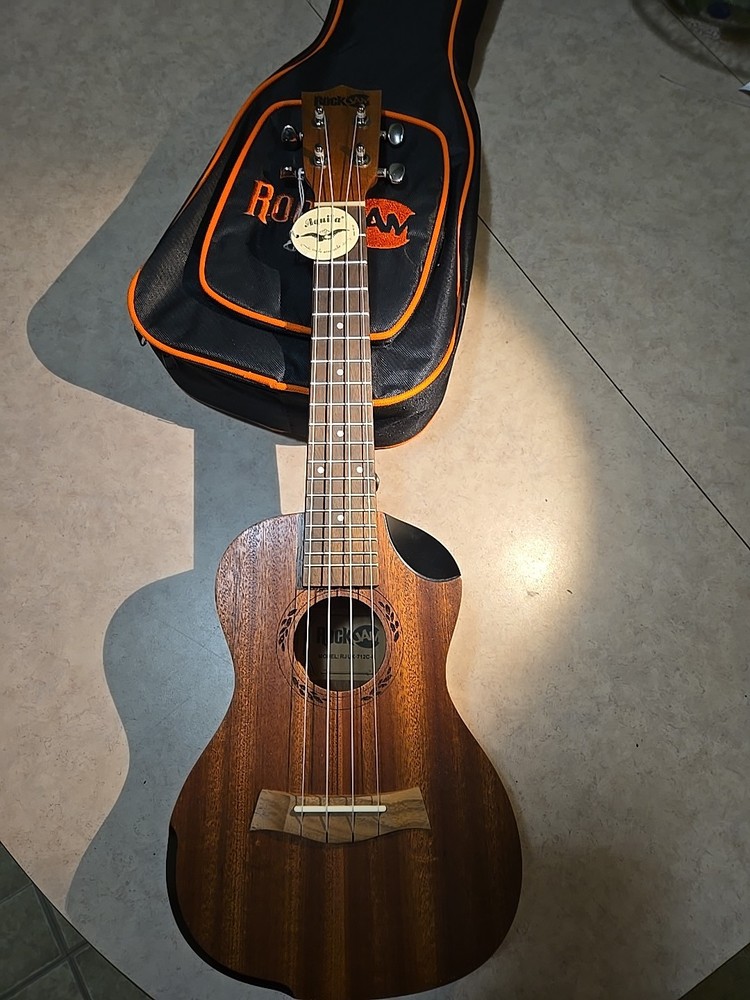 Rock Jam Premium Concert Ukulele With Carry Case - Nice -