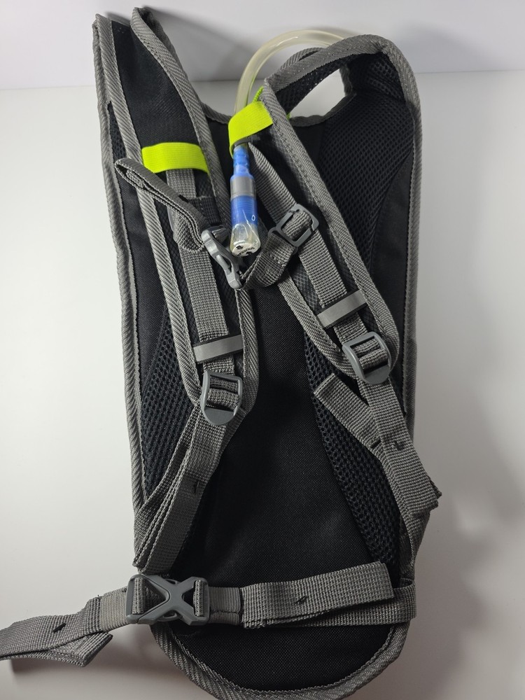 Outdoor Products Hydration Pack Trail Sprint 2L Backpack NWT