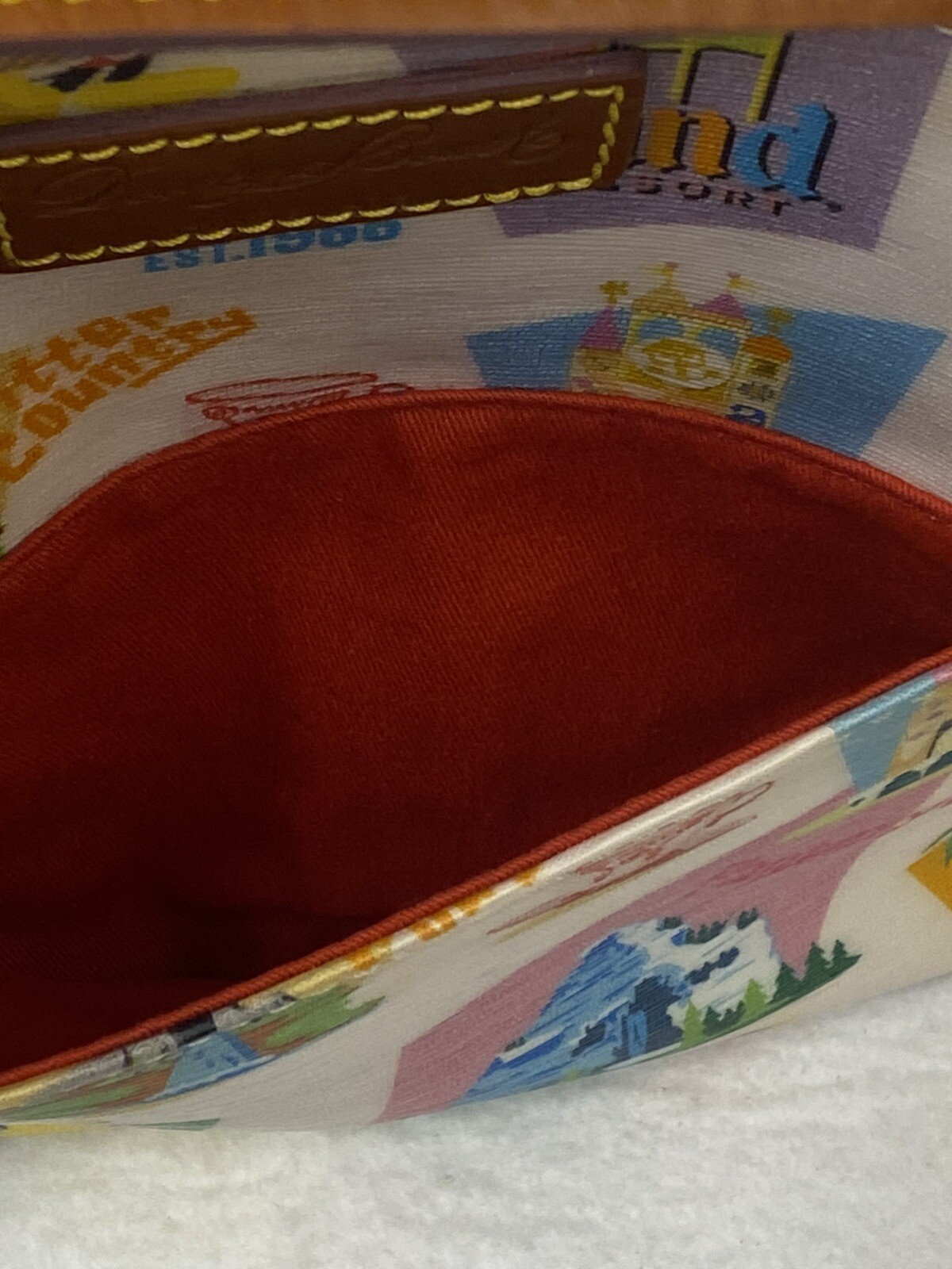 Disney Dooney and Bourke DISNEYLAND Resort Parks Retro Print Crossbody Bag