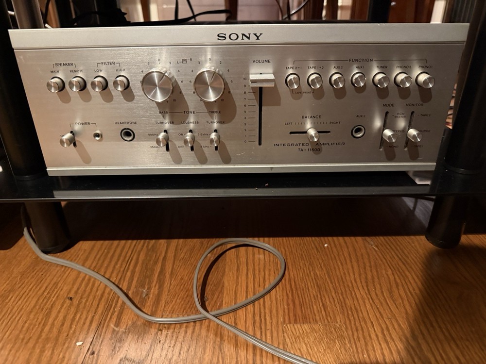 Sony 1150D Integrated amp