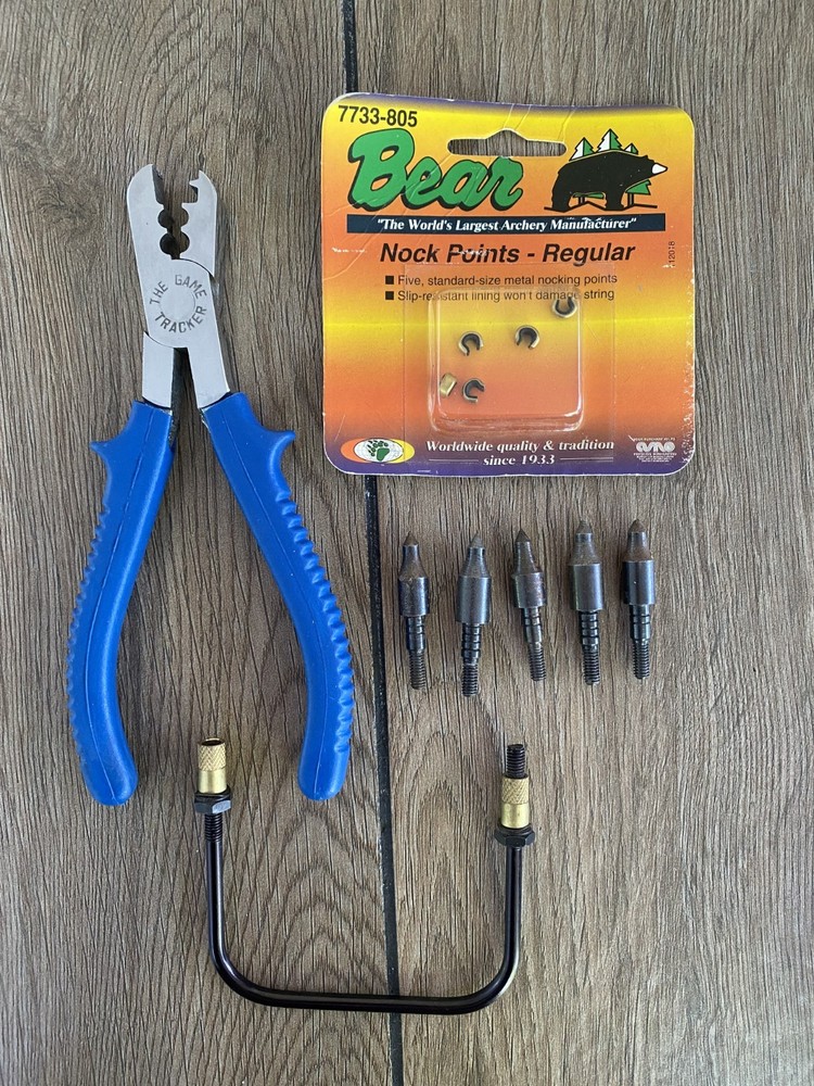 THE GAME TRACKER Archery Nocking Pliers + Arrow Points - FAST SHIPPING!