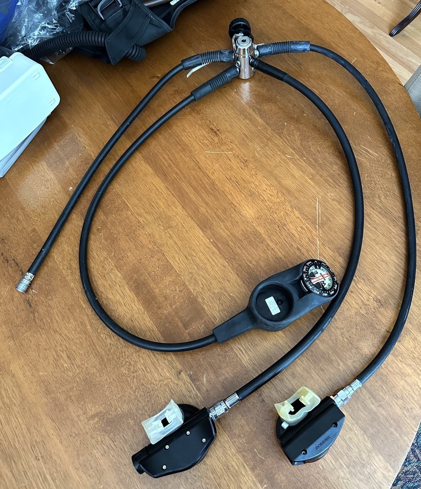 Oceanic Alpha 3 Regulator Set. First Stage + Second Stage x2 + Octo + Gauges
