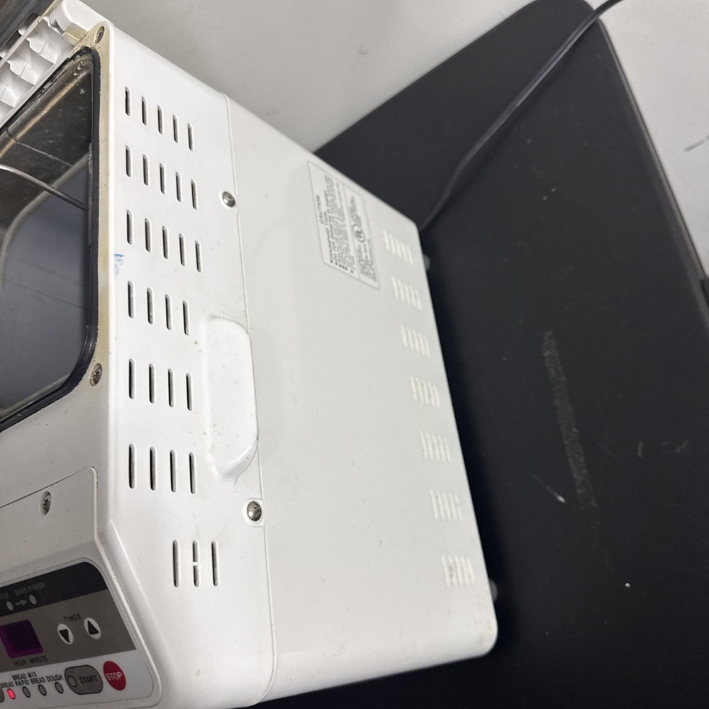 Hitachi Automatic Home Bakery II HB-B102 Home Bakery Bread Machine Bread Maker