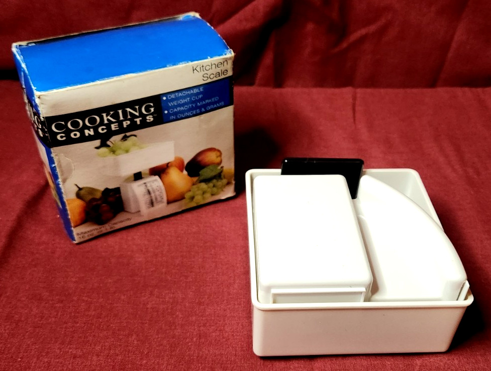 Kitchen Scale - Cooking Concepts Two-Piece Plastic 16 oz Capacity - Original Box