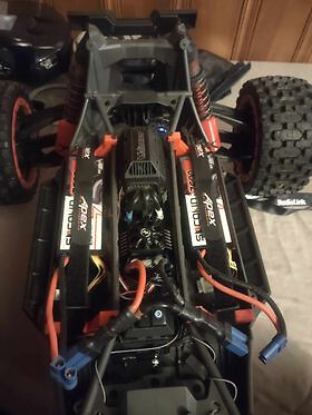 Battery Hold Down Mounts / Straps - Compatible w/ X-Maxx