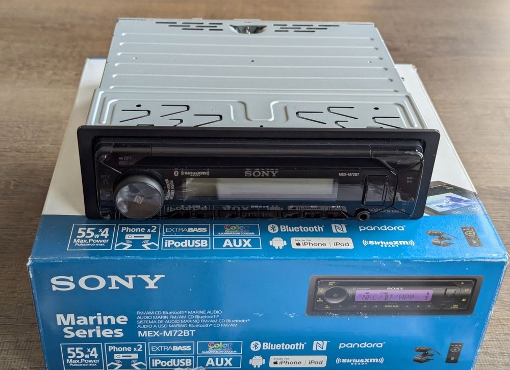 Sony MEX-M72BT Marine CD Receiver with Bluetooth Technology