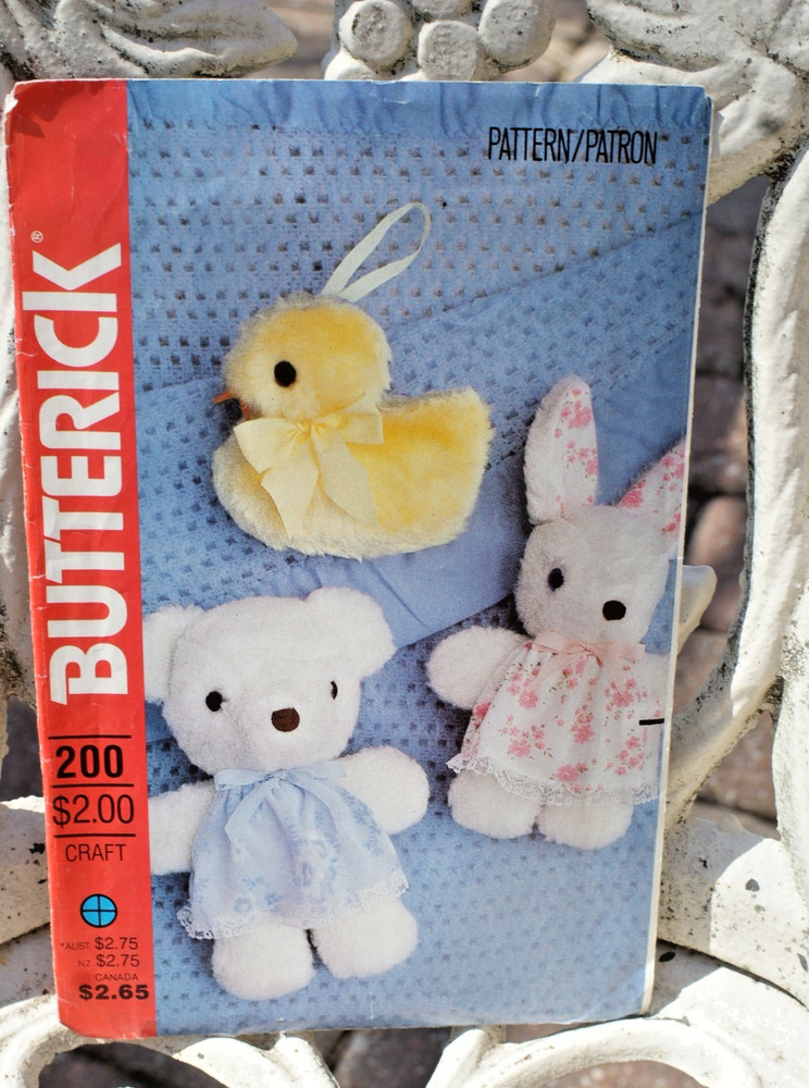 P46 - Sewing Pattern, Butterick 200, Bear, Bunny & Duck Pattern, New