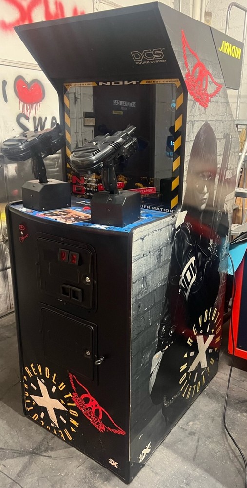 MIDWAY REVOLUTION X ARCADE MACHINE 1994