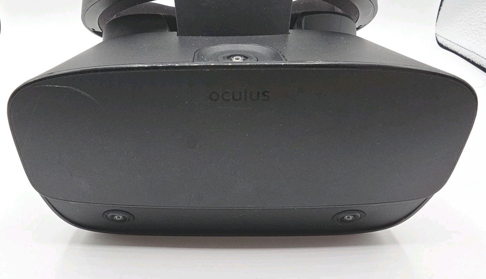 Bundle - Meta Oculus Quest 1 VR Headset + Lenovo Oculus Rift S w/ Controllers